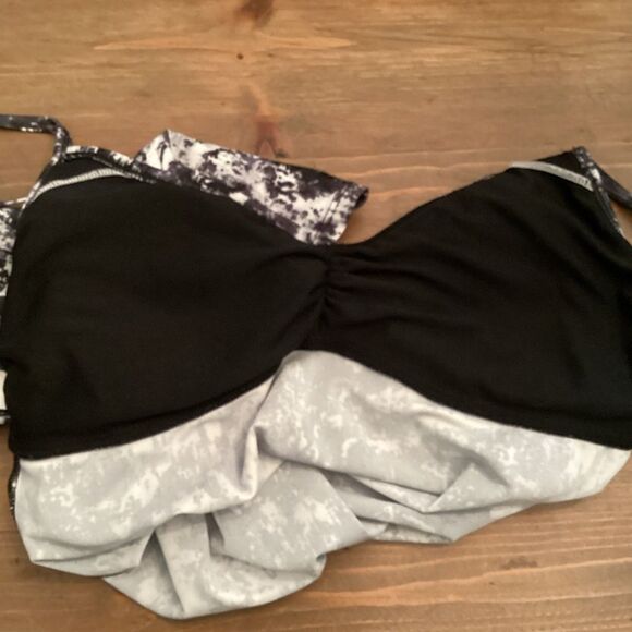 ATHLETA SIZE SMALL ZUMMA SWIM DRESS BLACK WHITE UPF 50+ - Picture 6 of 8